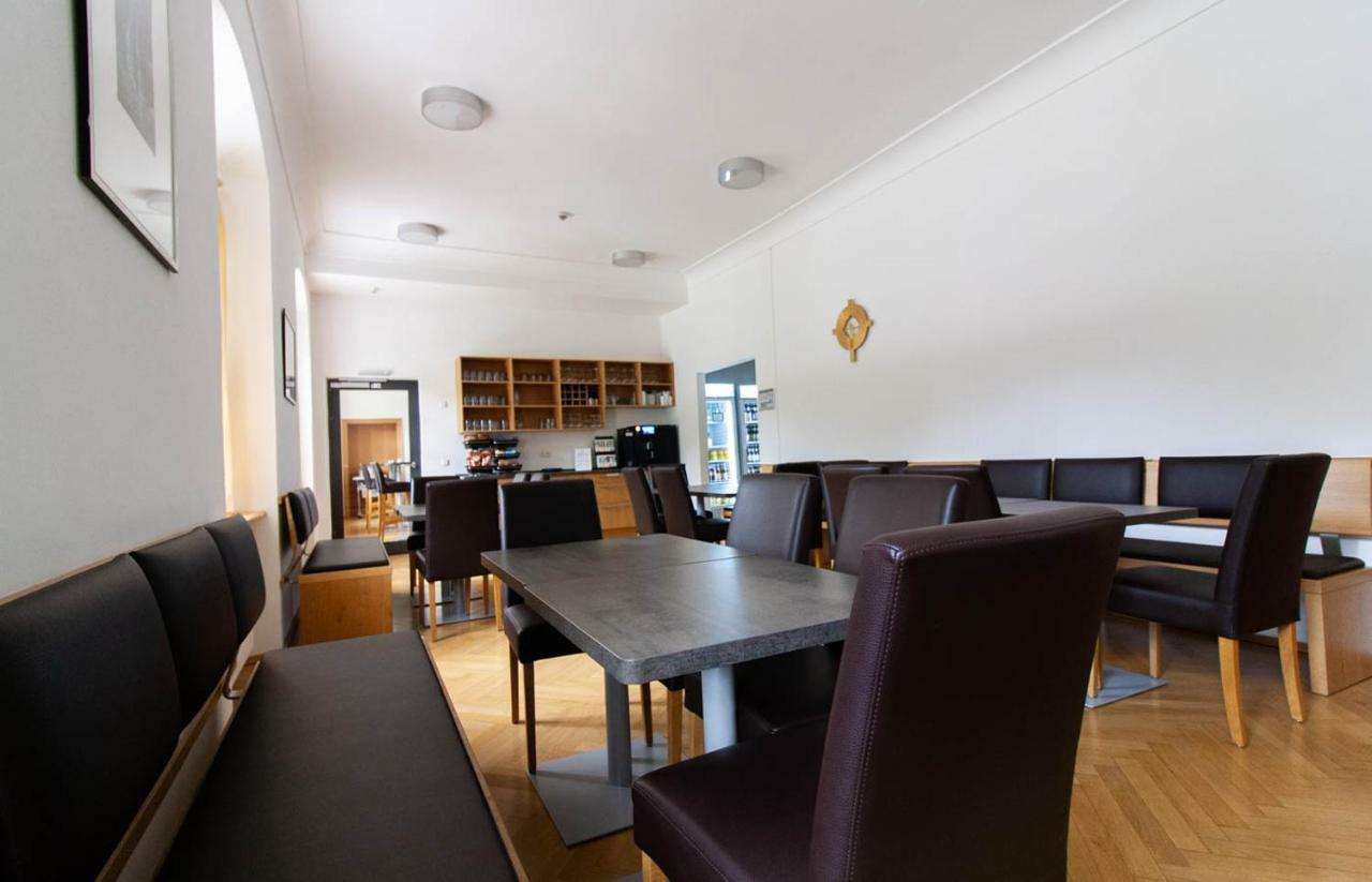 Gaestehaus St. Georg - Weltenburger Klosterbetriebe Gmbh Kelheim Buitenkant foto