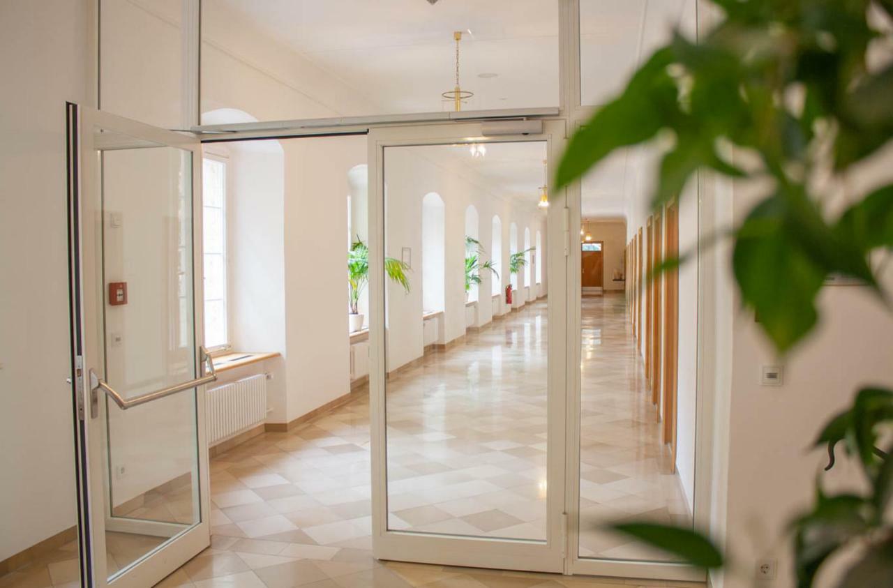 Gaestehaus St. Georg - Weltenburger Klosterbetriebe Gmbh Kelheim Buitenkant foto