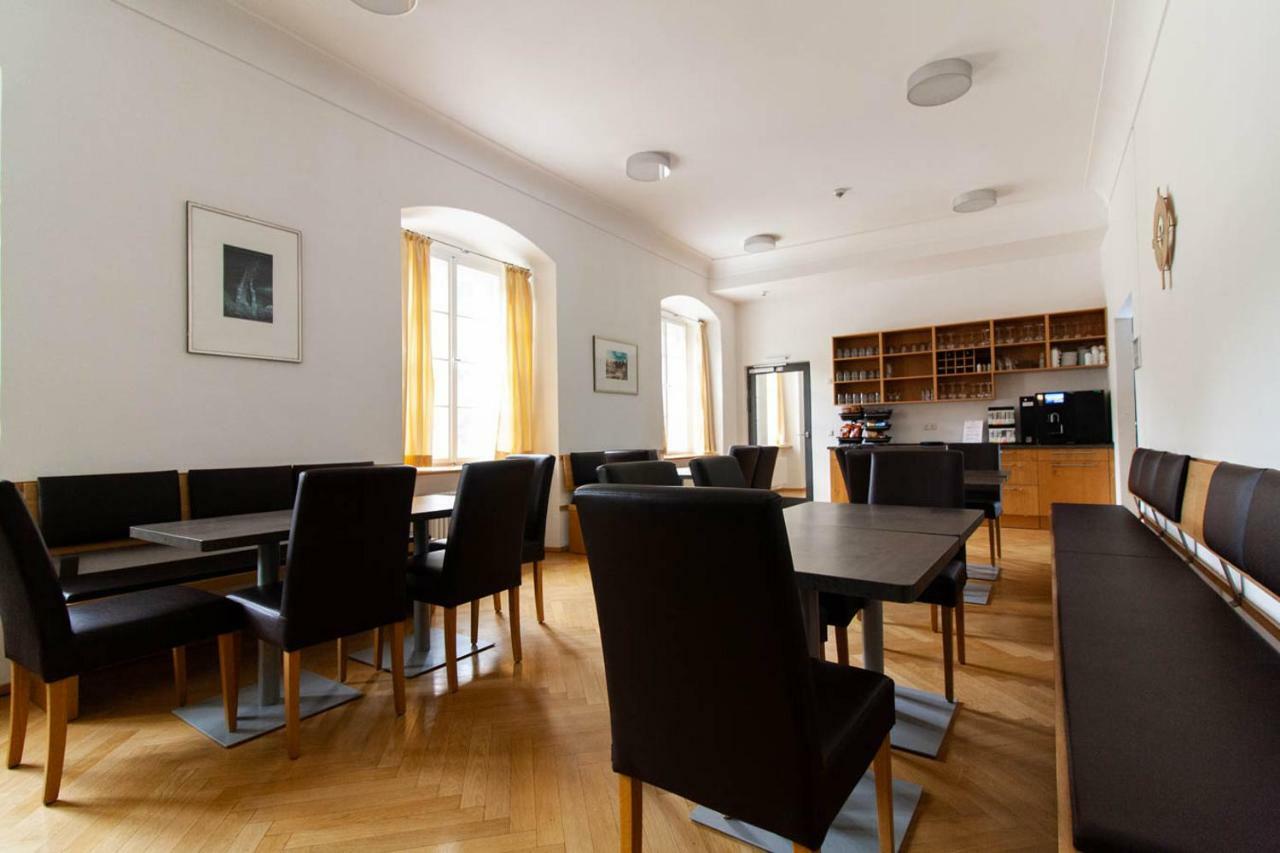 Gaestehaus St. Georg - Weltenburger Klosterbetriebe Gmbh Kelheim Buitenkant foto
