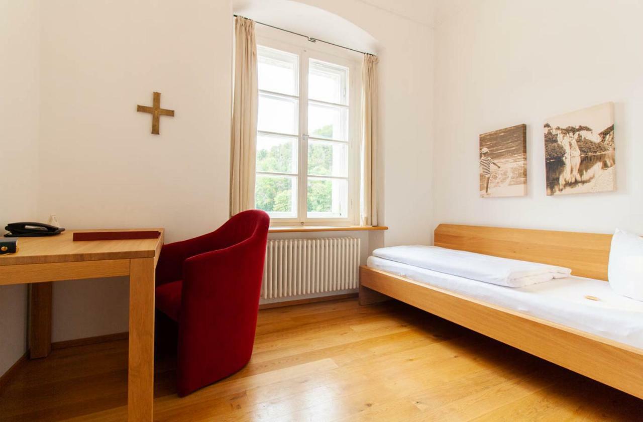 Gaestehaus St. Georg - Weltenburger Klosterbetriebe Gmbh Kelheim Buitenkant foto